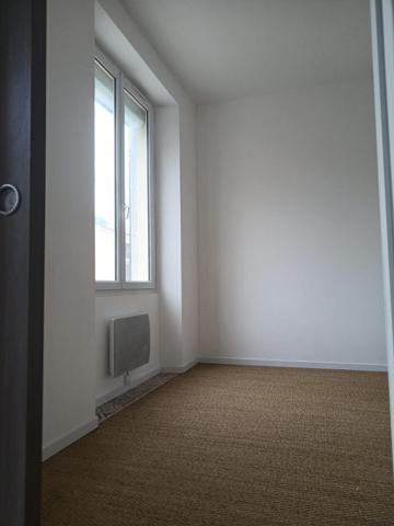 Appartement de type 3 rénové entièrement