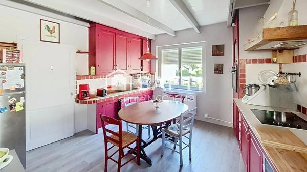 Maison  6 pièces 188 m²