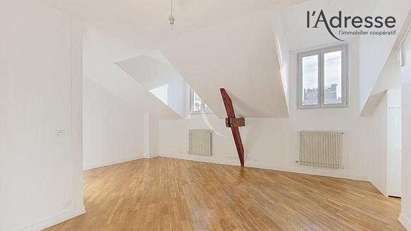 SURESNES/ CARNOT GAMBETTA Appartement dernier étage 2/3 pièces 54m² avec cave