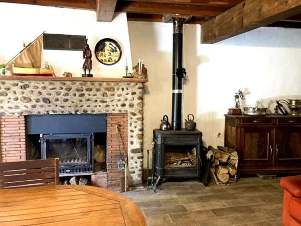 Maison de village 5 pièces  (09) 95 m²