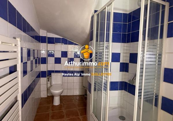 Location                                                      Appartement
                        
                     2 pièces                      60 m2                     à Guillestre