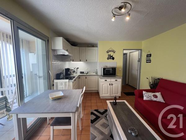 Appartement F2 à vendre  2 pièces - 31 m 2   STE MAXIME  - 83