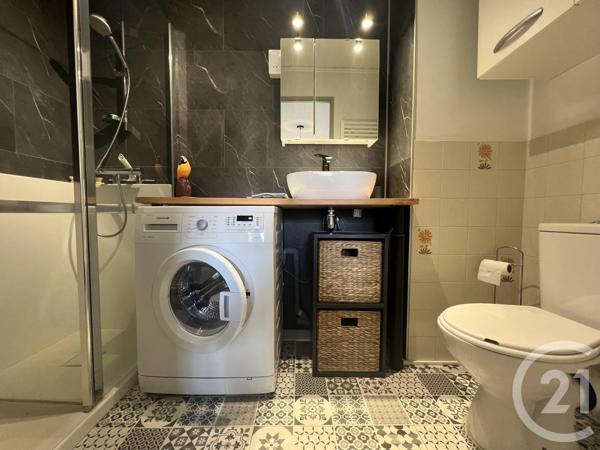 Appartement F2 à vendre  2 pièces - 31 m 2   STE MAXIME  - 83