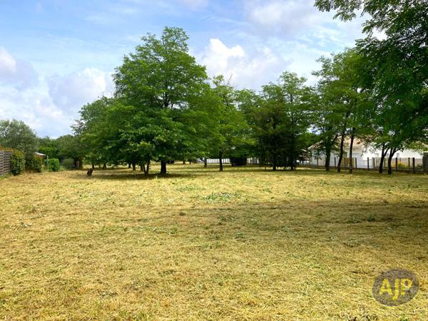 Vente terrain Saint Medard En Jalles : 223 000 € - AJP Castelnau Immobilier