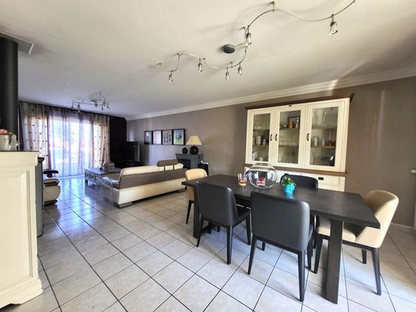 Maison familiale avec piscine chauffée