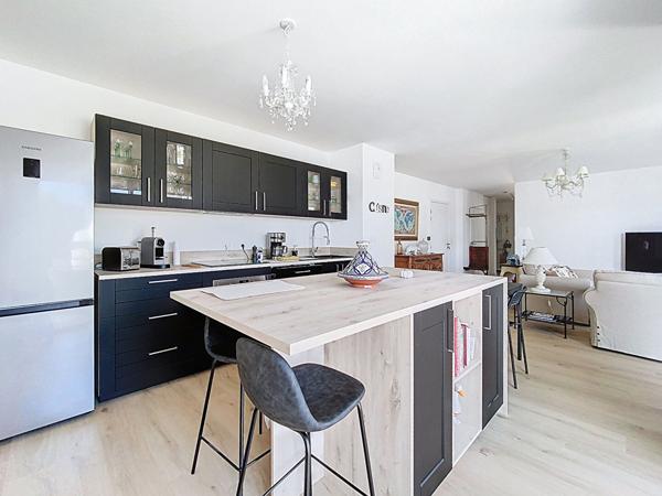 A VENDRE - Appartement 4 pieces de 92 m2- Secteur de TOURS NORD - Livre en Juillet 2024