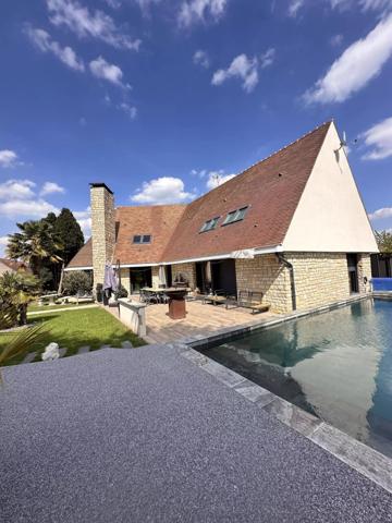 Vente Villa 7 pièces 253 m2 à Viarmes