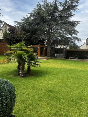 Vente Villa 7 pièces 253 m2 à Viarmes