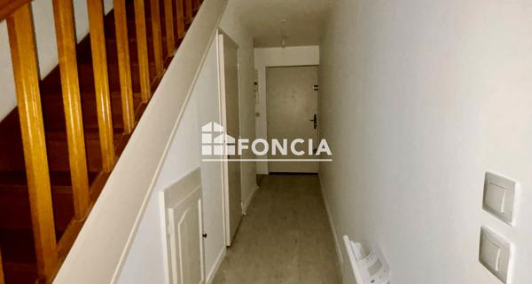 Location Appartement 2 pièces 42.23 m² - Villefranche-sur-saône 69400