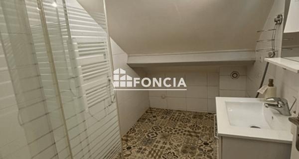 Location Appartement 2 pièces 42.23 m² - Villefranche-sur-saône 69400