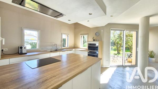 Maison à vendre 8 pièces 330 m² Château-Gaillard