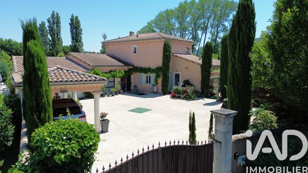 Maison à vendre 8 pièces 205 m² Montboucher-sur-Jabron
