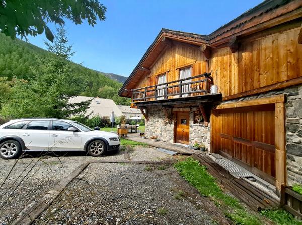 Magnifique chalet type 5 "Serre Chevalier"