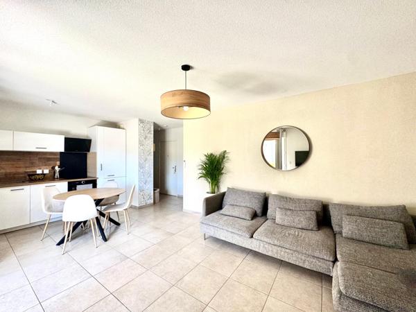 Fréjus proche toutes commodités - appartement 3 pièces récent avec jardin 100m2