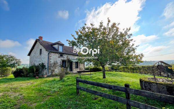 Maison à vendre    6 pièces •  Bézenet