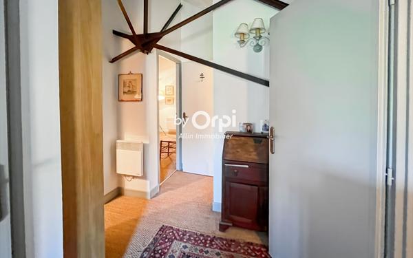 Maison à vendre    6 pièces •  Bézenet