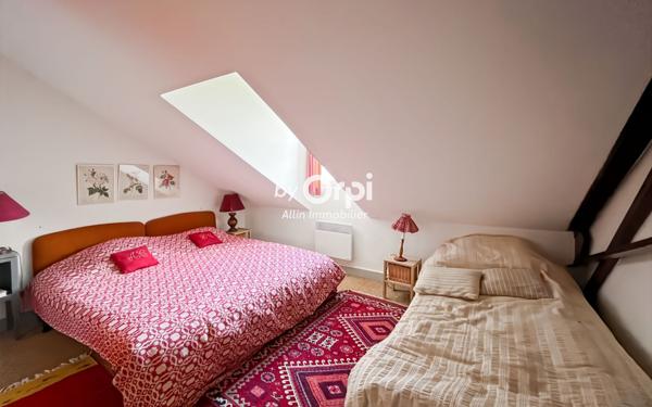 Maison à vendre    6 pièces •  Bézenet