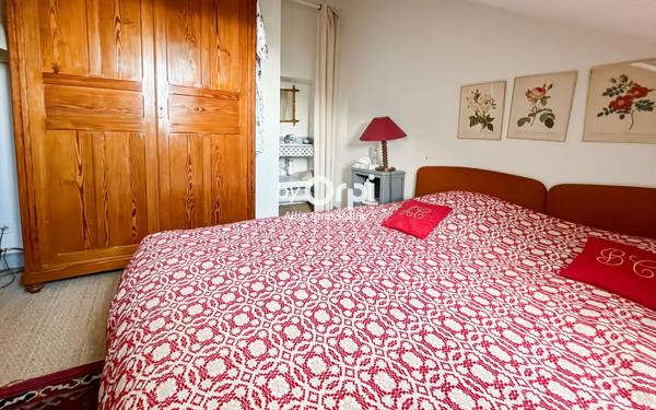 Maison à vendre    6 pièces •  Bézenet