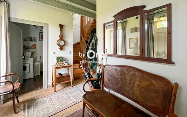 Maison à vendre    6 pièces •  Bézenet