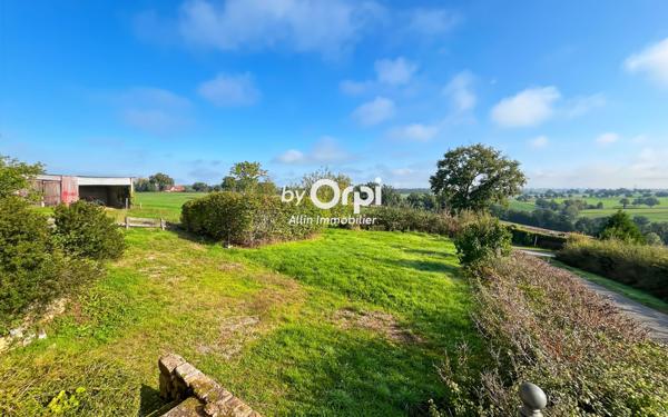 Maison à vendre    6 pièces •  Bézenet