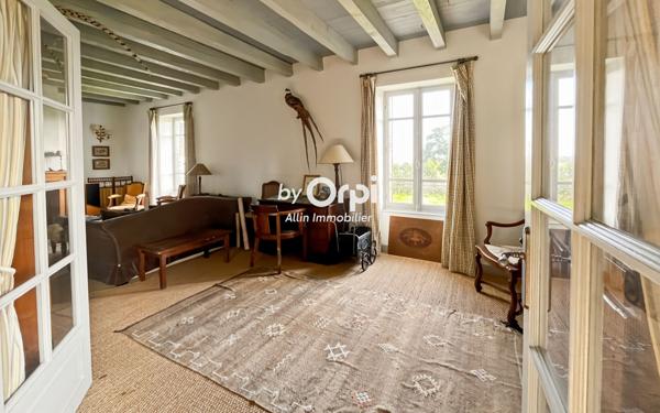 Maison à vendre    6 pièces •  Bézenet