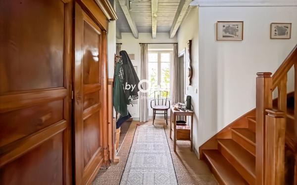 Maison à vendre    6 pièces •  Bézenet