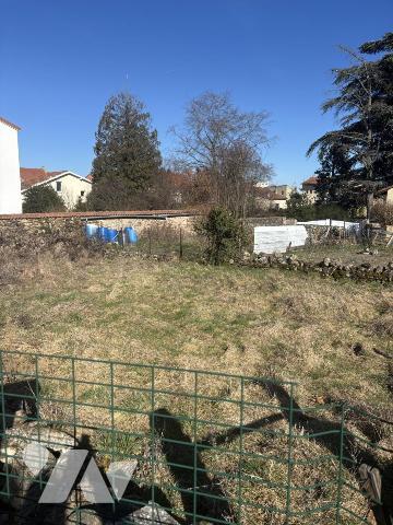 Terrain plein centre ville