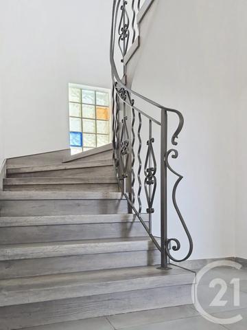Maison à vendre  10 pièces - 198 m 2   ALES  - 30