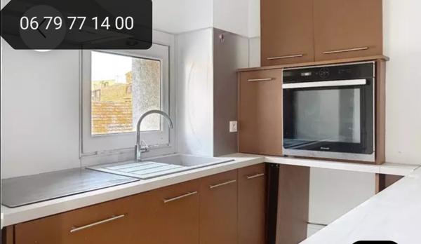 Très Bel Appartement  75m² T3 s/s travaux sur Maison de ville