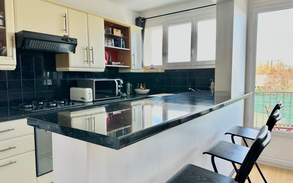 Appartement à vendre    4 pièces • 71 m2 Bruges