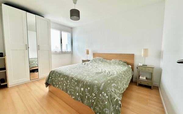 Appartement à vendre    4 pièces • 71 m2 Bruges