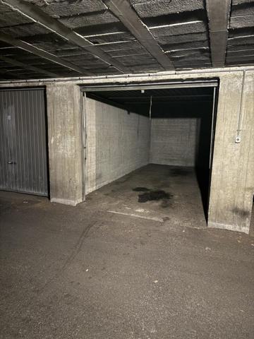 Garage Résidence LES CEDRES