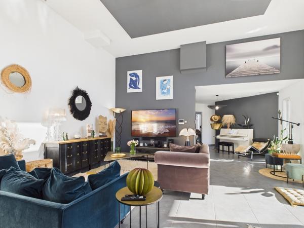 propriété contemporaine 5 pièces