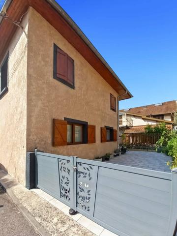 Maison mitoyenne rénovée avec combles aménageables – Quartier de la Liberté, Aix-les-Bains