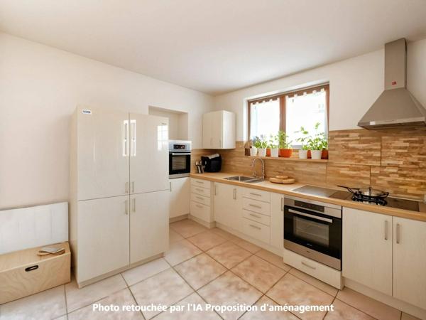 Maison mitoyenne rénovée avec combles aménageables – Quartier de la Liberté, Aix-les-Bains