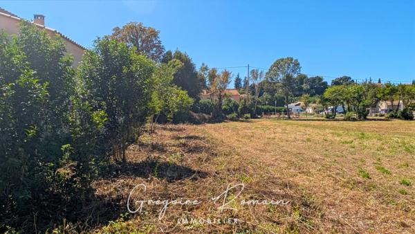Terrain Saint Chamas 666 m2