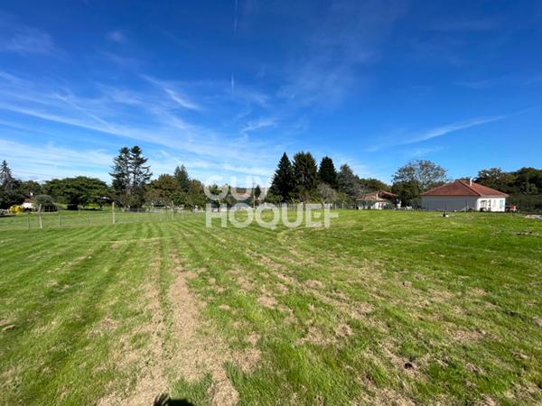 Terrain proche ORTHEZ 1050 m² viabilisé, tout à l'égoût