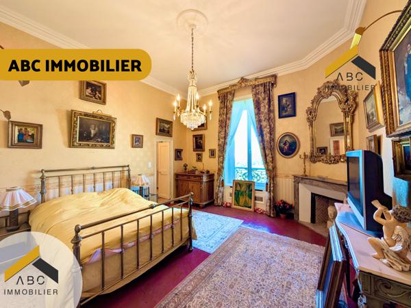 Orange (84100) Magnifique appartement de 182M2 - Centre Orange