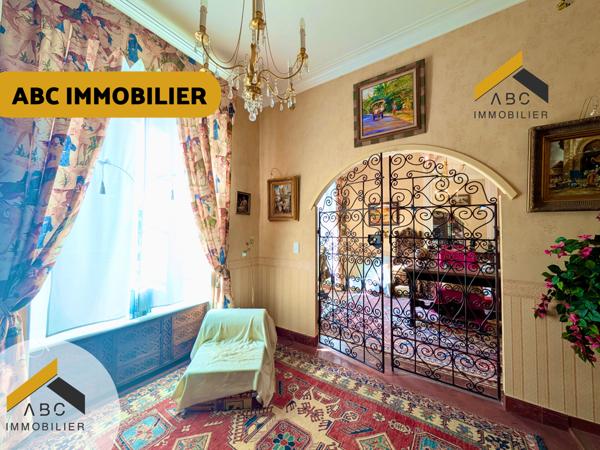 Orange (84100) Magnifique appartement de 182M2 - Centre Orange