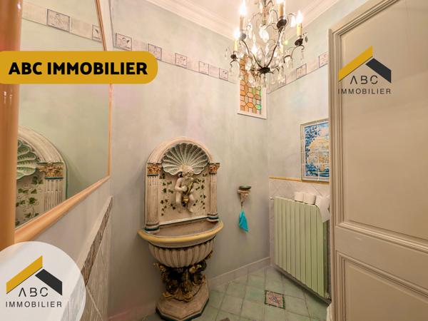 Orange (84100) Magnifique appartement de 182M2 - Centre Orange