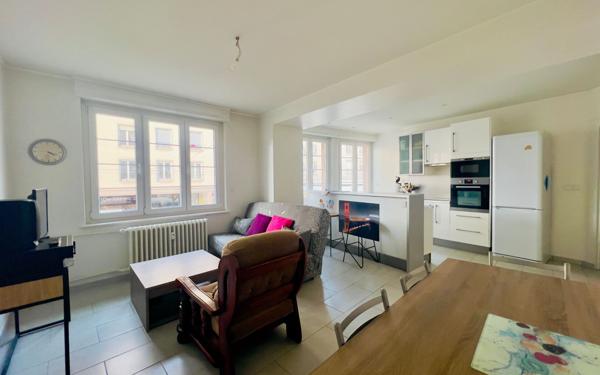 Appartement à vendre    3 pièces • 70 m2 Strasbourg