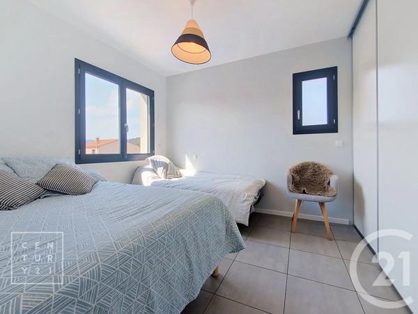 Maison à vendre  5 pièces - 129 m 2   ESTAGEL  - 66
