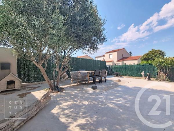 Maison à vendre  5 pièces - 129 m 2   ESTAGEL  - 66