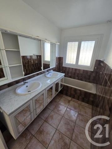 Maison à vendre  4 pièces - 127,82 m 2   LANNEMEZAN  - 65