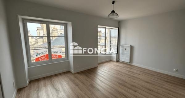 Location Studio 27 m² - Poitiers 86000