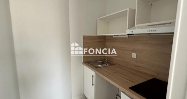 Location Studio 27 m² - Poitiers 86000