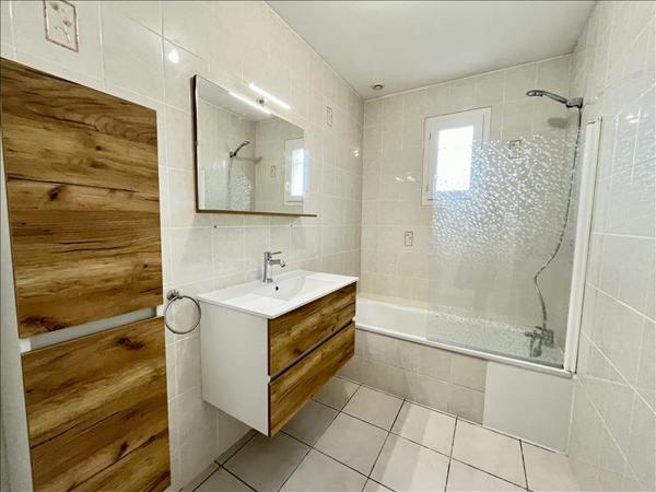 Maison à louer |  St-Mariens |  4 pièces | 78 m²