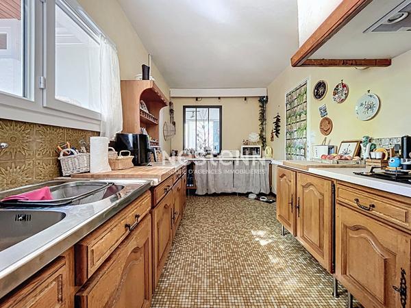 EN EXCLUSIVITÉ !!! L'ISLE ADAM PLAIN PIED Charmante petite maison