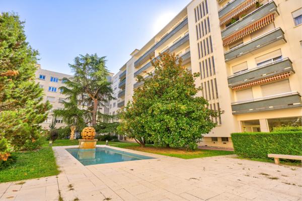 Lyon 6e – Vendôme – Appartement de 118 m² – 2 chambres, possibilité 3 – Grands balcons