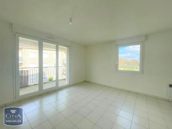 Appartement à louer 2 pièces 45.82m² Pineuilh (33220)